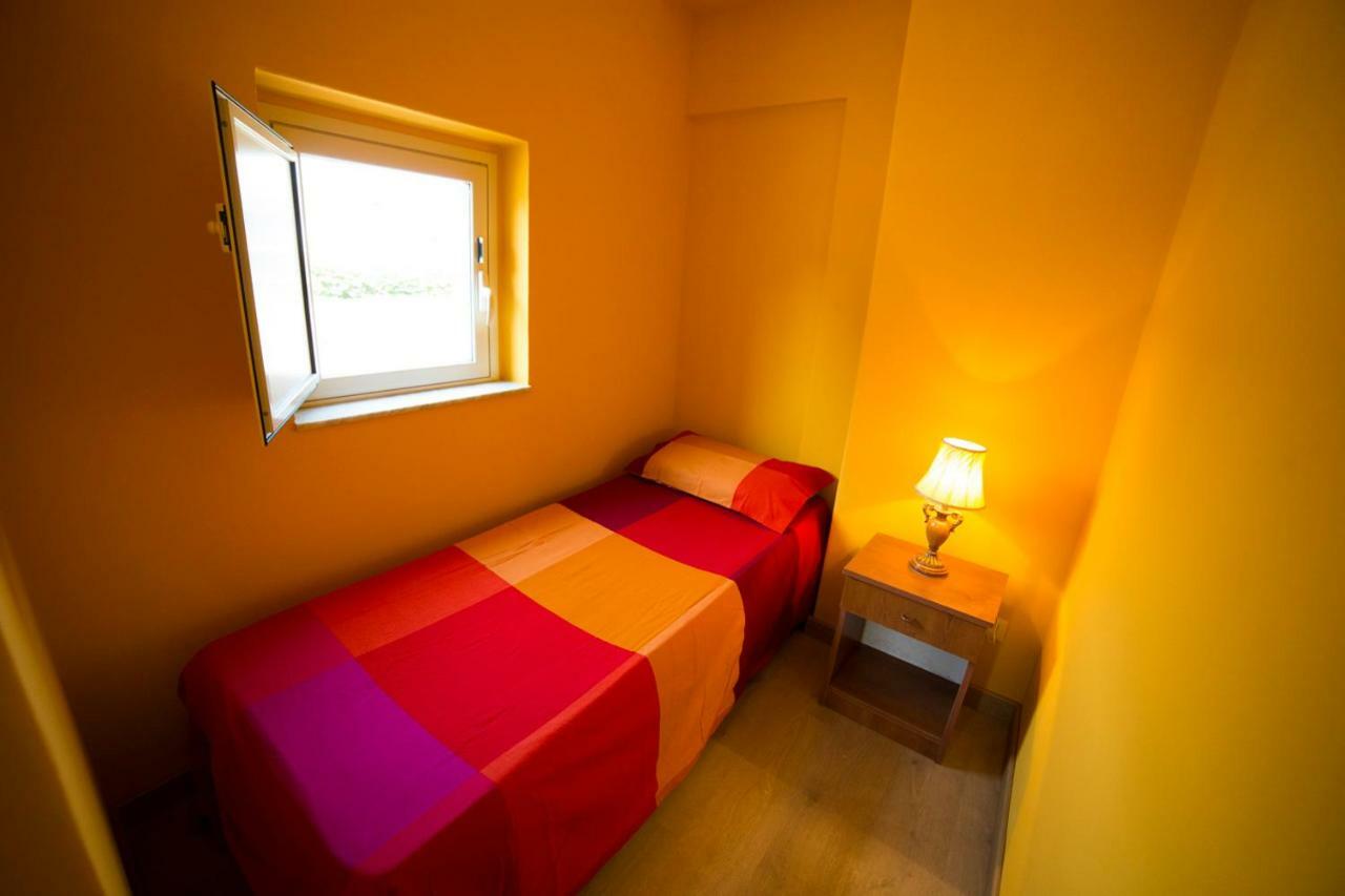 Yellow Orange Catania Ognina Екстериор снимка